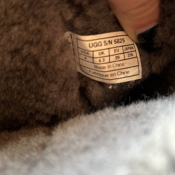 Gray Ugg Boots - Picture 5 of 5
